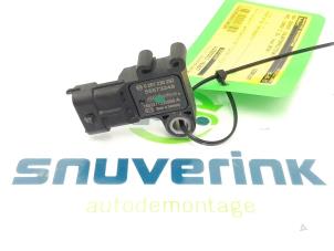 Gebrauchte Map Sensor (Einlasskrümmer) Opel Corsa E 1.4 16V Preis auf Anfrage angeboten von Snuverink Autodemontage