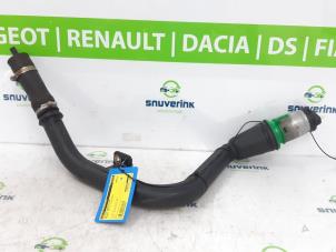 Usagé Tube de remplissage réservoir à essence Peugeot 108 1.0 12V VVT-i Prix sur demande proposé par Snuverink Autodemontage