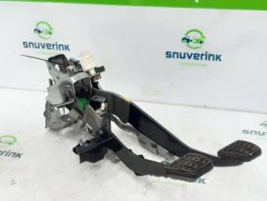 Used Brake pedal Peugeot 108 1.0 12V VVT-i Price € 90,75 Inclusive VAT offered by Snuverink Autodemontage