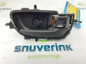Used Rear door handle 4-door, right Peugeot 108 1.0 12V VVT-i Price € 30,25 Inclusive VAT offered by Snuverink Autodemontage