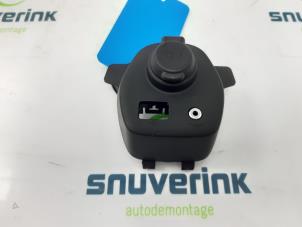 Used 12 volt connection Peugeot 108 1.0 12V VVT-i Price € 18,15 Inclusive VAT offered by Snuverink Autodemontage