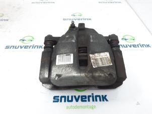 Gebrauchte Bremszange rechts vorne Citroen C3 Picasso (SH) 1.2 12V PureTech 110 Preis auf Anfrage angeboten von Snuverink Autodemontage