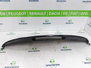 Usagé Spoiler Renault Clio IV (5R) 1.5 Energy dCi 90 FAP Prix € 90,00 Règlement à la marge proposé par Snuverink Autodemontage