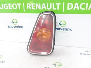 Used Taillight, right BMW Mini One/Cooper (R50) 1.6 16V Cooper Price € 25,00 Margin scheme offered by Snuverink Autodemontage