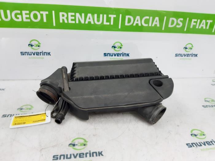 Begagnade Luftfilterhus Opel Combo 1.3 CDTI 16V ecoFlex Pris € 35,99 Inklusive moms erbjuds av Snuverink Autodemontage