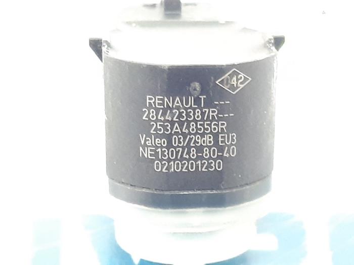 PDC Sensor from a Renault Twingo III (AH) ZE R80 2021
