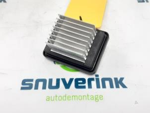 Gebrauchte Heizung Widerstand Renault Twingo III (AH) ZE R80 Preis € 30,00 Margenregelung angeboten von Snuverink Autodemontage