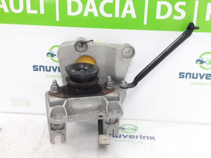 Used Engine mount Renault Twingo III (AH) ZE R80 Price € 25,00 Margin scheme offered by Snuverink Autodemontage