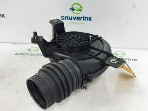 Gebrauchte Kühlgebläse Motor Renault Twingo III (AH) ZE R80 Preis auf Anfrage angeboten von Snuverink Autodemontage