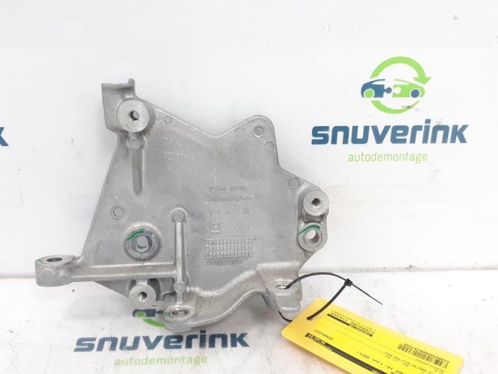 Air conditioning bracket from a Renault Twingo III (AH) ZE R80 2021