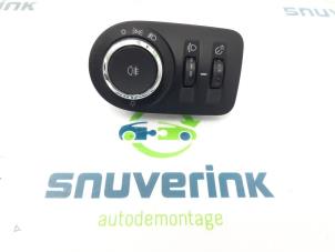 Used Light switch Opel Meriva 1.4 Turbo 16V ecoFLEX Price € 30,00 Margin scheme offered by Snuverink Autodemontage