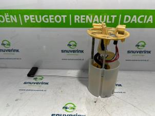 Usagé Pompe carburant électrique Renault Master IV (MA/MB/MC/MD/MH/MF/MG/MH) 2.3 dCi 135 16V FWD Prix € 175,45 Prix TTC proposé par Snuverink Autodemontage