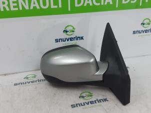 Used Wing mirror, right Renault Clio III Estate/Grandtour (KR) 1.5 dCi FAP Price € 40,00 Margin scheme offered by Snuverink Autodemontage