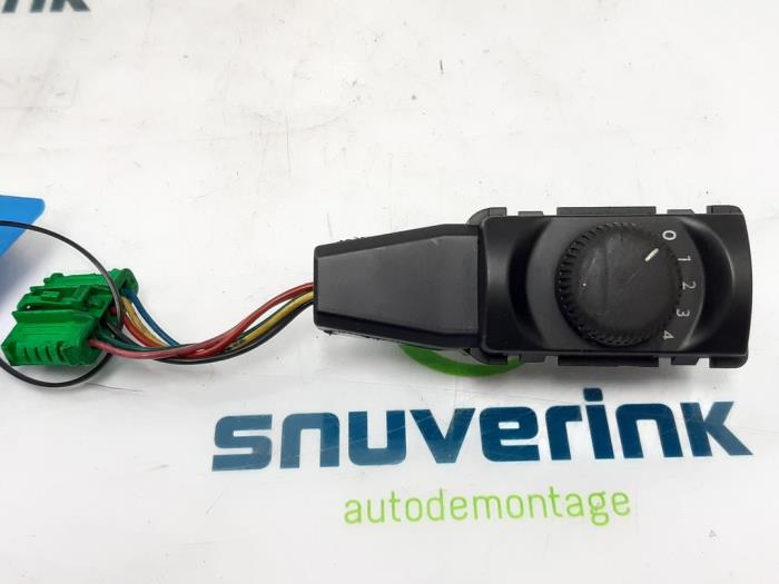 Gebrauchte Klima Schalter Peugeot 5008 I (0A/0E) 1.6 VTI 16V Preis € 22,10 Margenregelung angeboten von Snuverink Autodemontage