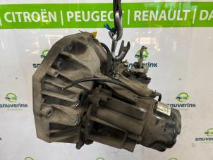 Usagé Boîte de vitesse Renault Modus/Grand Modus (JP) 1.6 16V Prix € 430,00 Règlement à la marge proposé par Snuverink Autodemontage