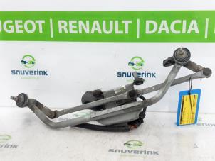 Used Wiper motor + mechanism Peugeot Expert (222/224) 2.0 HDi 110 Price € 40,00 Margin scheme offered by Snuverink Autodemontage