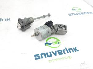 Used Ignition lock + key Citroen C5 III Berline (RD) 2.0 HDiF 16V Price € 40,00 Margin scheme offered by Snuverink Autodemontage