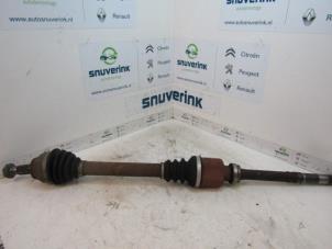Used Front drive shaft, right Citroen C3 Picasso (SH) 1.6 16V VTI 120 Price € 45,00 Margin scheme offered by Snuverink Autodemontage