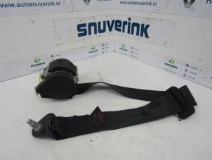 Used Rear seatbelt, left Peugeot 207 CC (WB) 1.6 16V Price € 25,00 Margin scheme offered by Snuverink Autodemontage