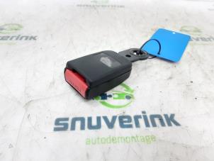 Used Front seatbelt buckle, right Peugeot 207 CC (WB) 1.6 16V Price € 25,00 Margin scheme offered by Snuverink Autodemontage