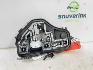 Usagé Platine feu arrière droit Citroen C4 Cactus (0B/0P) 1.2 PureTech 82 12V Prix sur demande proposé par Snuverink Autodemontage