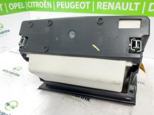 Used Glovebox Renault Captur (2R) 0.9 Energy TCE 12V Price € 40,00 Margin scheme offered by Snuverink Autodemontage