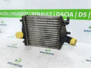 Used Intercooler Mercedes Vito (638.0) 2.2 CDI 112 16V Price € 40,00 Margin scheme offered by Snuverink Autodemontage