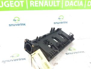 Used Intake manifold Renault Captur (2R) 1.2 TCE 16V EDC Price € 75,00 Margin scheme offered by Snuverink Autodemontage