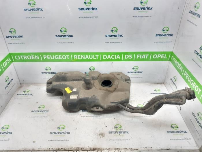 Używane Zbiornik Dacia Logan MCV III/Sandero Wagon (SD07) 0.9 TCe 90 12V Cena € 65,55 Z VAT oferowane przez Snuverink Autodemontage