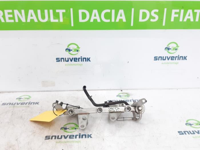 Usagé Système d'injection Dacia Logan MCV III/Sandero Wagon (SD07) 0.9 TCe 90 12V Prix € 30,25 Prix TTC proposé par Snuverink Autodemontage