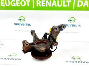 Usagé Joint avant gauche Renault Zoé (AG) 65kW Prix € 36,30 Prix TTC proposé par Snuverink Autodemontage