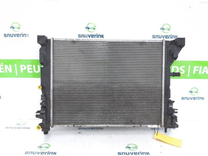 Gebrauchte Kühler Renault Zoé (AG) 46kW Preis € 90,75 Mit Mehrwertsteuer angeboten von Snuverink Autodemontage