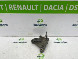 Usagé Support boîte de vitesse Renault Megane II (BM/CM) 1.5 dCi 100 Prix € 40,00 Règlement à la marge proposé par Snuverink Autodemontage