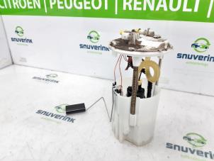 Used Electric fuel pump Opel Vivaro 1.6 CDTi BiTurbo 145 Price € 151,25 Inclusive VAT offered by Snuverink Autodemontage