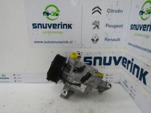 Usagé Pompe clim Renault Twingo III (AH) 1.0 SCe 70 12V Prix € 150,00 Règlement à la marge proposé par Snuverink Autodemontage