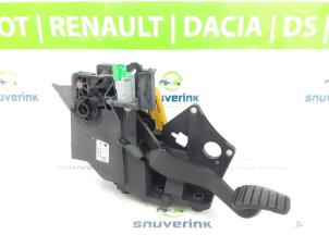 Gebrauchte Bremspedal Renault Twingo III (AH) 1.0 SCe 70 12V Preis auf Anfrage angeboten von Snuverink Autodemontage