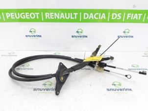 Used Gearbox shift cable Renault Twingo III (AH) 1.0 SCe 70 12V Price on request offered by Snuverink Autodemontage