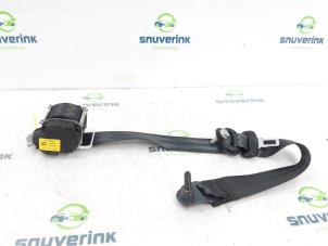 Used Rear seatbelt, left Renault Twingo III (AH) 1.0 SCe 70 12V Price € 50,00 Margin scheme offered by Snuverink Autodemontage