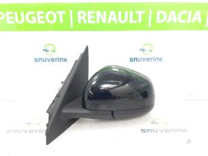 Used Wing mirror, left Renault Twingo III (AH) ZE R80 Price € 80,00 Margin scheme offered by Snuverink Autodemontage