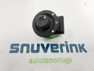 Used Mirror switch Opel Vivaro 1.6 CDTi BiTurbo 145 Price on request offered by Snuverink Autodemontage