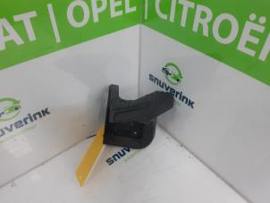 Used Rear bumper bracket, right Renault Megane IV Estate (RFBK) 1.2 Energy TCE 130 Price € 24,20 Inclusive VAT offered by Snuverink Autodemontage