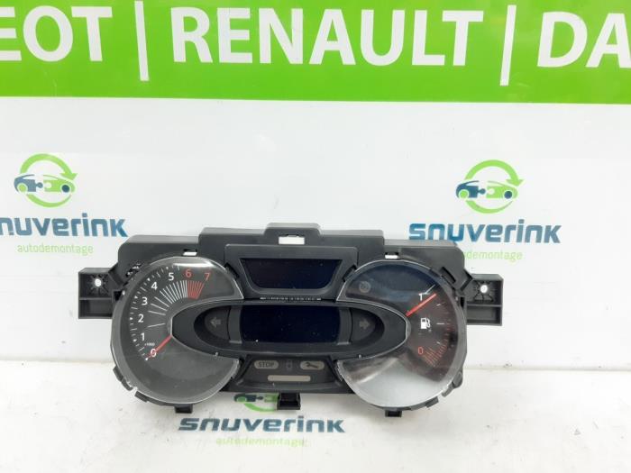 Instrumentenbrett van een Renault Captur (2R) 0.9 Energy TCE 12V 2016