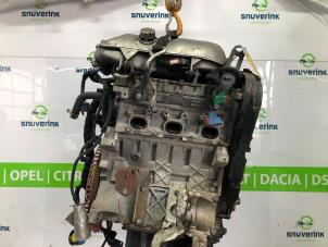 Motor van een Peugeot 607 (9D/U) 2.9 V6 24V 2001