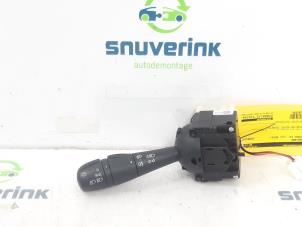 Gebrauchte Licht Schalter Renault Twingo III (AH) 1.0 SCe 70 12V Preis € 50,00 Margenregelung angeboten von Snuverink Autodemontage