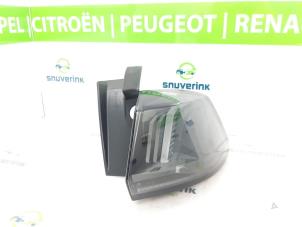 Used Taillight, right Peugeot 5008 II (M4/MC/MJ/MR) 1.2 12V e-THP PureTech 130 Price € 150,00 Margin scheme offered by Snuverink Autodemontage