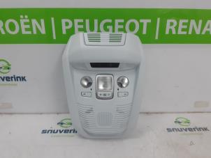 Used Interior lighting, front Peugeot 5008 II (M4/MC/MJ/MR) 1.2 12V e-THP PureTech 130 Price € 30,00 Margin scheme offered by Snuverink Autodemontage