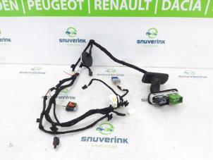 Used Wiring harness Peugeot 5008 II (M4/MC/MJ/MR) 1.2 12V e-THP PureTech 130 Price € 80,00 Margin scheme offered by Snuverink Autodemontage