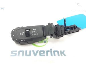 Used Cruise control switch Peugeot 5008 II (M4/MC/MJ/MR) 1.2 12V e-THP PureTech 130 Price € 40,00 Margin scheme offered by Snuverink Autodemontage