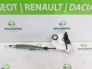 Used Front door lock mechanism 4-door, right Mazda CX-30 (DM) 2.0 e-SkyActiv X 186 16V Price on request offered by Snuverink Autodemontage
