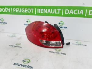 Used Taillight, left Renault Clio III Estate/Grandtour (KR) 1.5 dCi 85 Price € 45,00 Margin scheme offered by Snuverink Autodemontage
